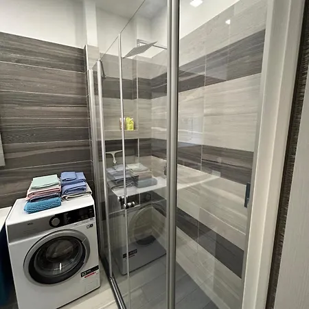 Lägenhet Bilocale Moderno Marina Di Con Bici E Zona Tranquilla *