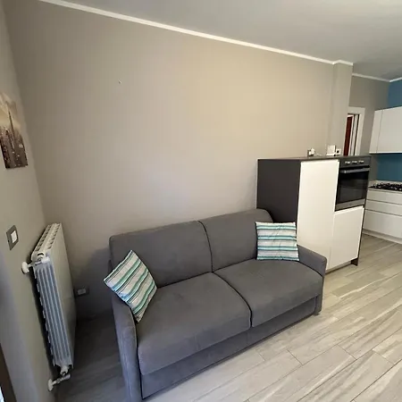 Bilocale Moderno Marina Di Appartement *