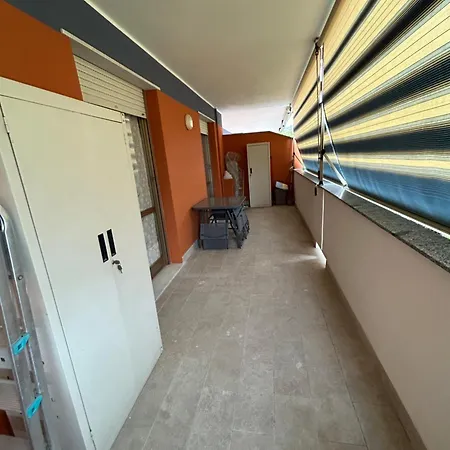 Bilocale Moderno Marina Di Appartement *