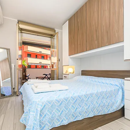 Apartment Mare In 5 Minuti Con Bici Incluse E Terrazzo Relax