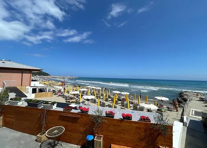 Appartamento Bilocale Moderno Marina Di Con Bici E Zona Tranquilla *