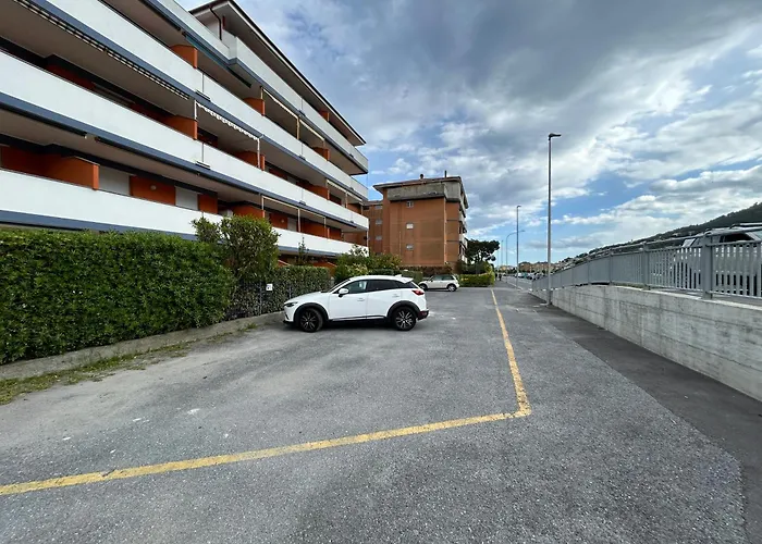 Apartman Bilocale Moderno Marina Di Con Bici E Zona Tranquilla