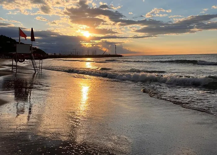 Apartman Bilocale Moderno Marina Di Con Bici E Zona Tranquilla *