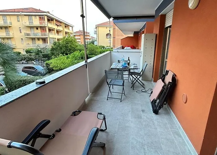 Bilocale Moderno Marina Di Con Bici E Zona Tranquilla Appartamento